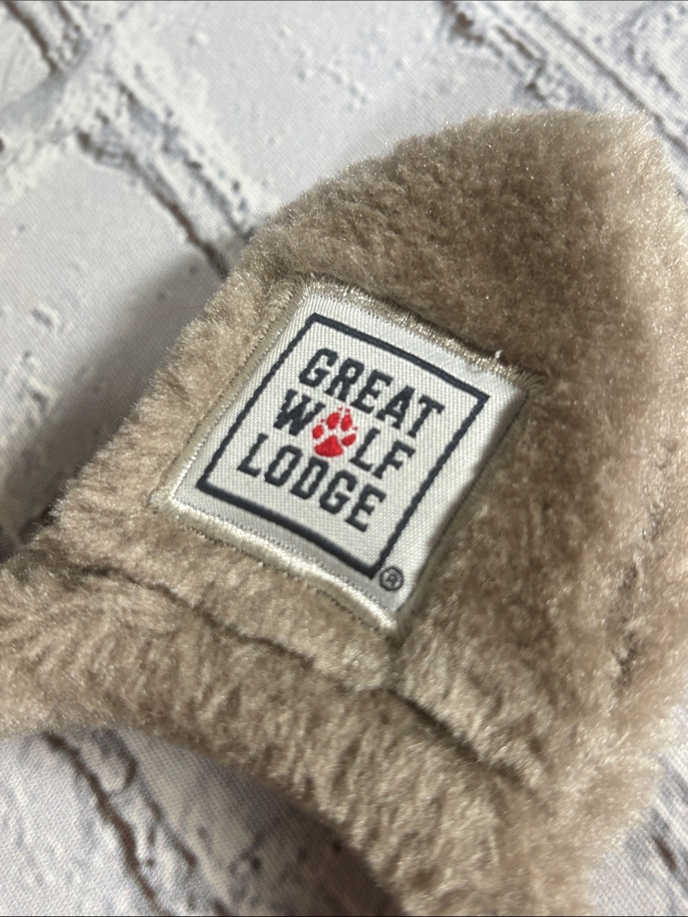 Great Wolf Lodge Ears Headband Gray - Picture 3 of 6